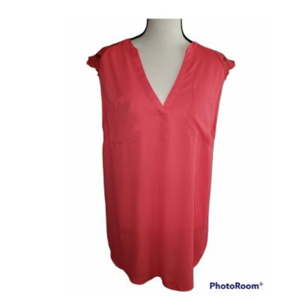 TORRID - Orange / Coral Sleeveless Blouse With Lace Embellishment Size 2x